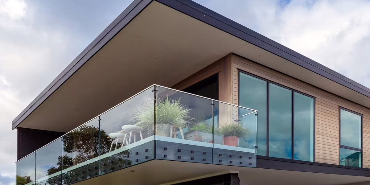 Home villa balcony outdoor stainless steel standoff glass railing design